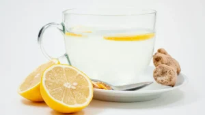 Evde Kolayca Hazırlayabileceğiniz 3 Etkili Detoks Suyu Tarifi